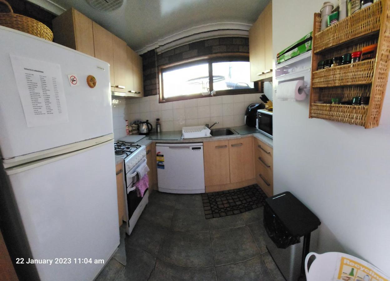 Traplins Accomodation Lakes Entrance Extérieur photo